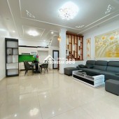GỐC DÂN ĐỘC LẬP SÂN CỔNG ĐẸP HÀO KHÊ