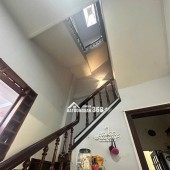 HotNhà Kim Liên 46m2 3 Tầng Full nội thất - Cực gần phố trung tâm - Ô chờ thang máy - Nhỉnh 11T