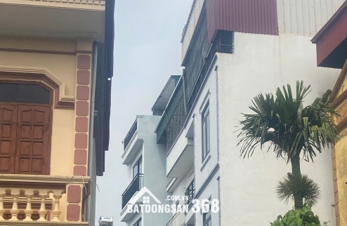  BÁN NHÀ PHÚC LỢI – NHÀ 4 TẦNG ĐẸP – GIÁ HƠN 5 TỶ