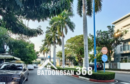 Dòng tiền 18 Triệu Tháng Nhà Phố KDC Mega Village Khang Điền – 3 Tầng Full Nội Thất. Giá Chỉ 10 Tỷ