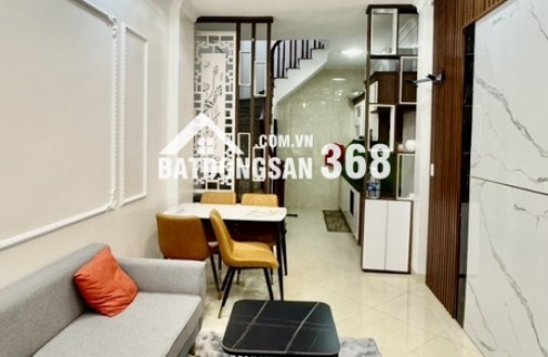 Bán nhà Minh Khai, đối diện Hòa Bình 7, sổ 42 m2, giá chào 6,15 tỷ.