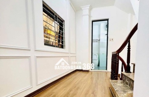 BÁN NHÀ PHỐ LA THÀNH FULL NỘI THẤT MT 6M DIỆN TÍCH 35M2 GIÁ 7 TỶ