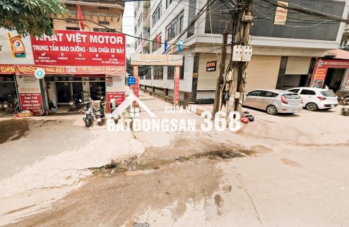 Bán nhà gấp Ngõ 156 Tam Trinh,Hoàng Mai - Diện tích 36m2 - Ôtô đỗ cửa cách 15m - Ngõ thông - Có sân để xe - 1,7 tỷ