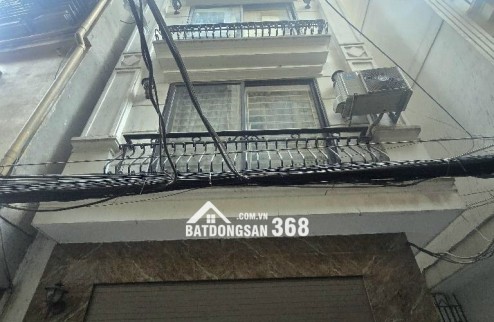 Bán nhà phố Thanh Nhàn, 40 m2, 5 T, ngõ thông, gần ô tô tránh, giá 6,15 tỷ