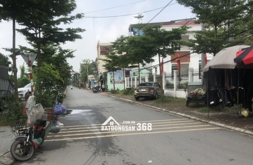 ĐẤT HIẾM ĐA TỐN – VUÔNG NHƯ A4 – NGÕ THÔNG TỨ TUNG – Ô TÔ VÀO NHÀ – NHỈNH 5 TỶ