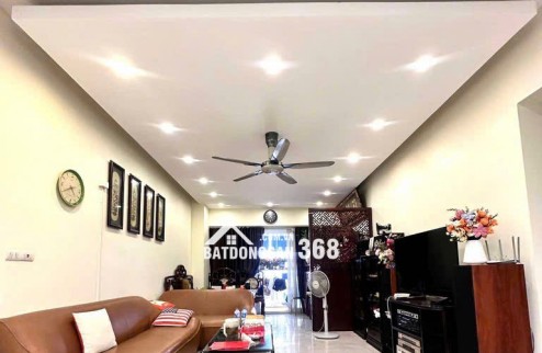 Nhà Phú Thượng – 35m2 x 5 tầng – GẦN CẦU NHẬT TÂN – GIÁ 7.9 TỶ