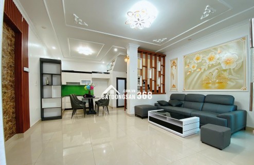 GỐC DÂN ĐỘC LẬP SÂN CỔNG ĐẸP HÀO KHÊ