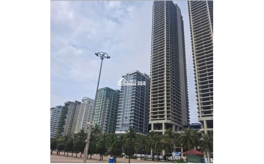 + Bán đất 310m2, mặt tiền đường 7,5m, giao với Hồ Xuân Hương, gần bãi tắm mỹ khê.