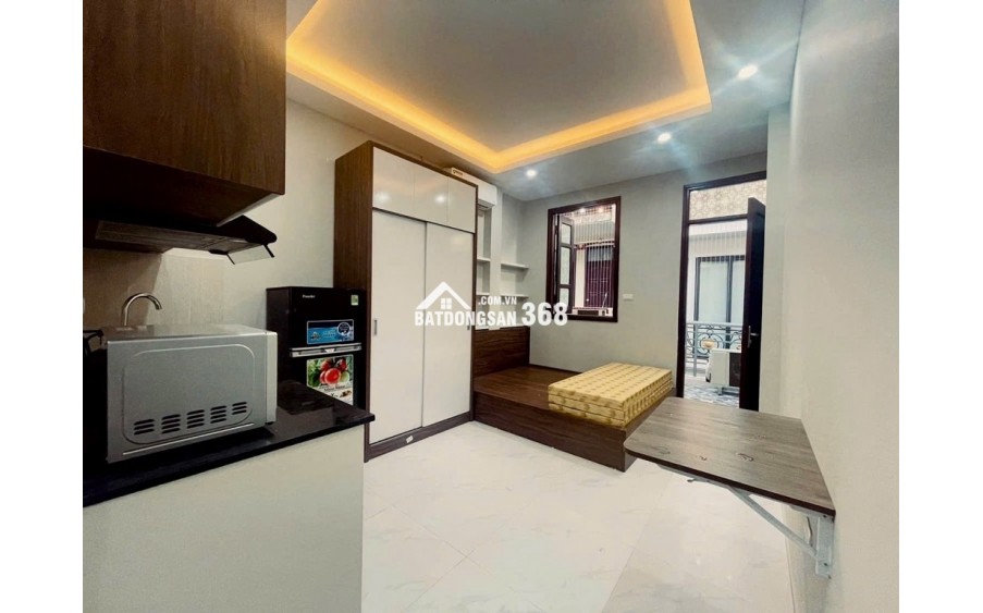 Bán căn CCMN 60m, 10 phòng khép kín full đồ, thang máy êm ru, dòng tiền ổn định, vài bước ra phố, khu Bách -  Kinh - Xây