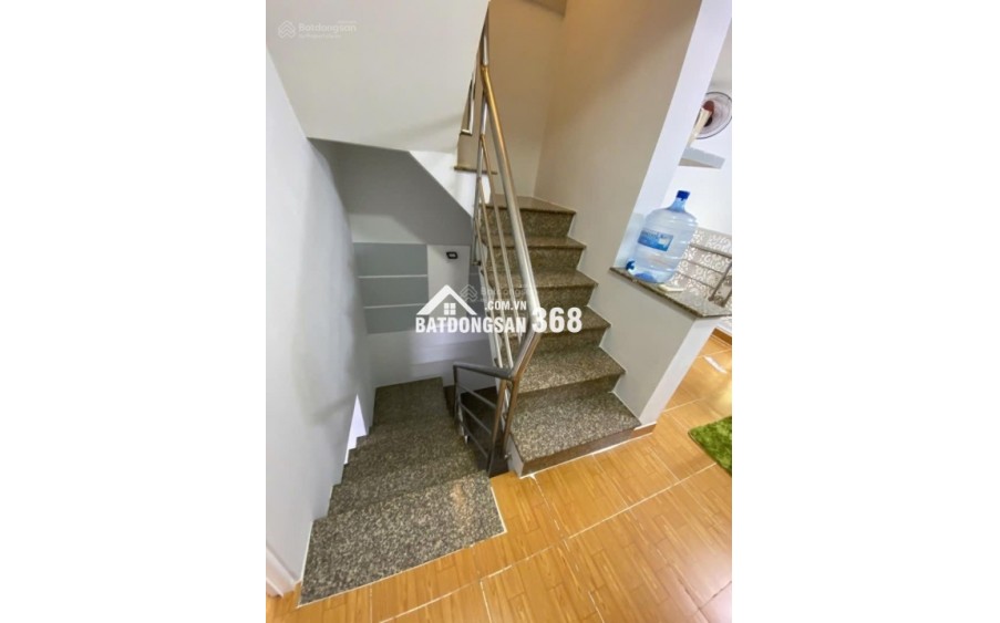 Gấp bán nhà cho con đi học Quận 11 40m2,4Tầng,4PN,3WC,Giá chỉ 5Tỷ600(Còn TL)