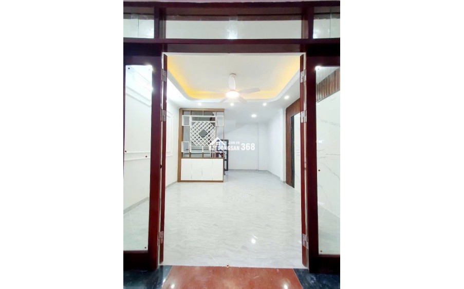 NHÀ ĐẸP MỚI TINH . Cổ Nhuế - Bắc Từ Liêm 35m 6 tầng mặt tiền 4,3m 7,25 tỷ 
sổ đỏ vuông vắn cất két .