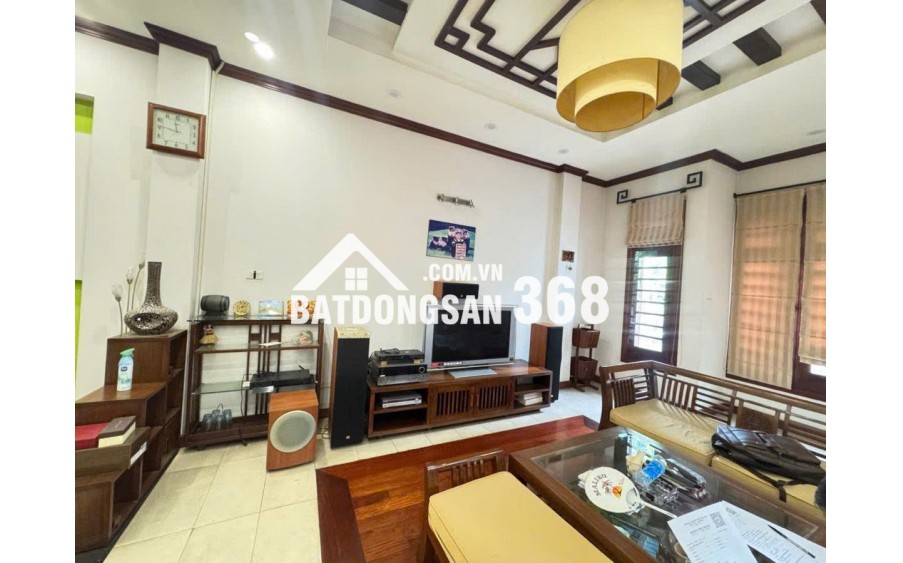 Bán nhà mặt phố Bà Triệu – 74m² x 6 tầng – lô góc – thu nhập 100tr/tháng – chỉ 68 tỷ