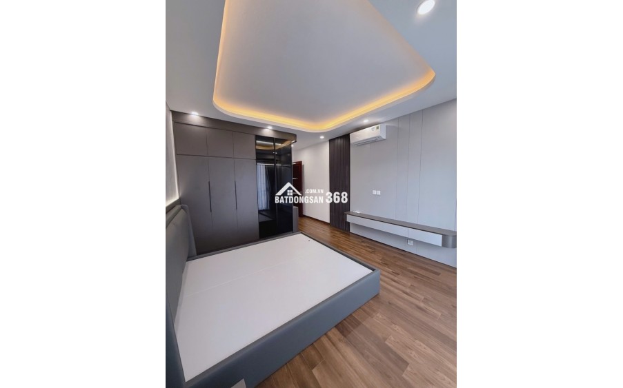 Bán nhà Ngọc Thuỵ Long Biên oto đỗ cổng thông- Nhỉnh 6 tỷ( TL)