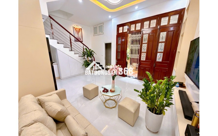 TRUNG TÂM ĐÔNG ĐA-VÀI BƯỚC RA Ô TÔ-NHÀ ĐẸP Ở NGAY-2THOÁNG VĨNH VIỄN-TIỆN ÍCH BẠT NGÀN - 35M - 5TẦNG - GIÁ CHÀO 7,75 TỶ
