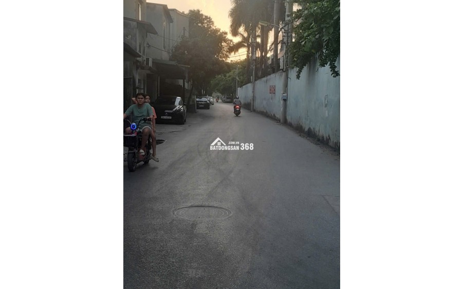 Bán gấp đất thổ cư, sổ đỏ chính chủ (1 chủ) tại Nhuệ Giang, Tây Mỗ, Nam Từ Liêm, Hà Nội:
