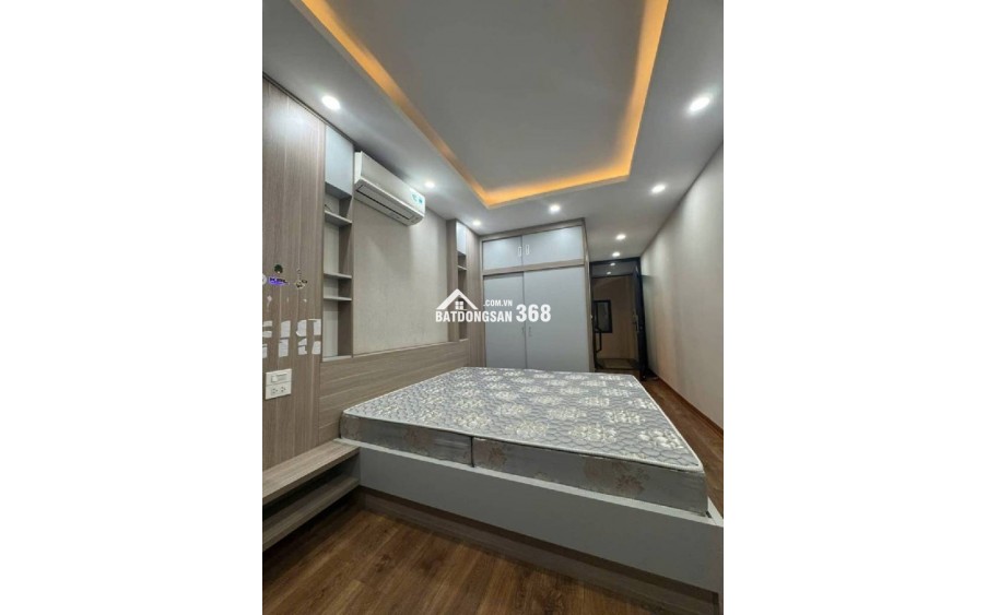 PHÂN LÔ Ô TÔ TRÁNH ĐỖ TRƯỚC CỬA - NHÀ MỚI ĐẸP DÂN XÂY - TẶNG FULL NỘI THẤT ĐẸP KHÁCH CHỈ CẦN XÁCH VALI VÀO Ở _ 5 TẦNG – 30M2 – 8,5 TỶ