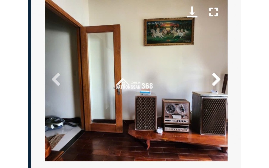 + Bán nhà 2 tầng mặt tiền đường 7,5m, đường Trần Văn Dư trục thông ra đường biển võ Nguyên Giáp và bãi tắm mỹ khê.