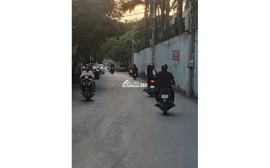 Bán gấp đất thổ cư, sổ đỏ chính chủ (1 chủ) tại Nhuệ Giang, Tây Mỗ, Nam Từ Liêm, Hà Nội: