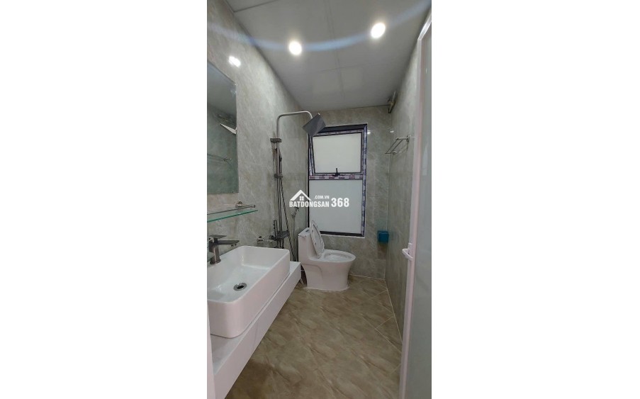 Nhỉnh #5 tỷ tọa lạc tại Quang Trung- Hà Đông | 35M2 - 4 Tầng - 4 MT | nhiều tiện ich