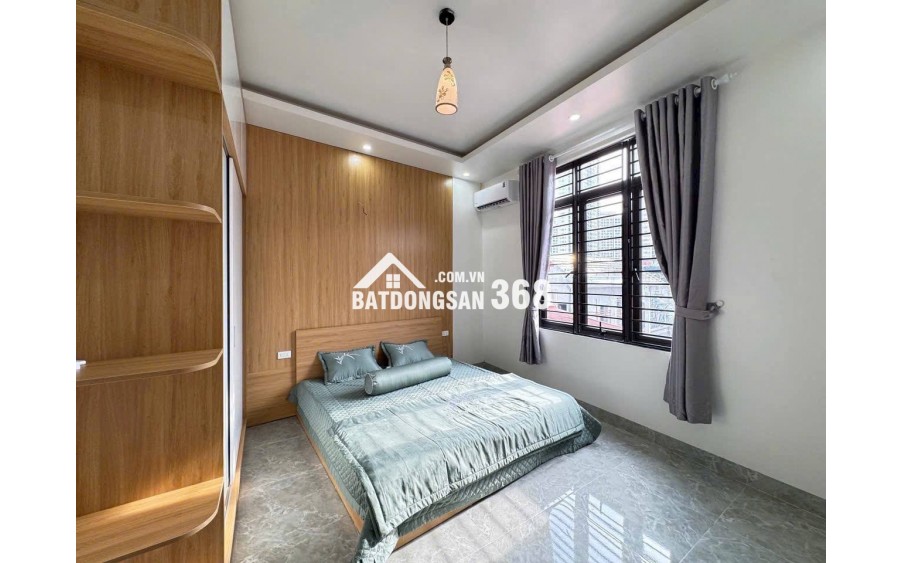 Nhỉnh 6 tỷ ,CC gửi bán căn trung tâm Văn Phú - Hà Đông  32m2 - 4 tầng-  MT 4.1m