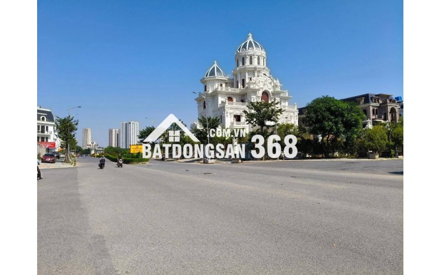 BIỆT THỰ ĐẲNG CẤP KĐT MỚI PHÚ LƯƠNG HÀ ĐÔNG, DIỆN TÍCH 200M² × 4 TẦNG MẶT TIỀN 12M + CĂN THÔ DIỆN TÍCH 240M2- 4 TẦNG VIEW VƯỜN CÂY GIÁ NHỈNH 40 TỶ