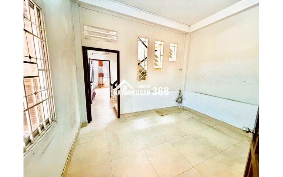 Phú Nhuận - Nhà 3 tầng 76m2 (4x19) - 6 phòng ngủ - Hẻm rộng - Nhỉnh 8 t.ỷ