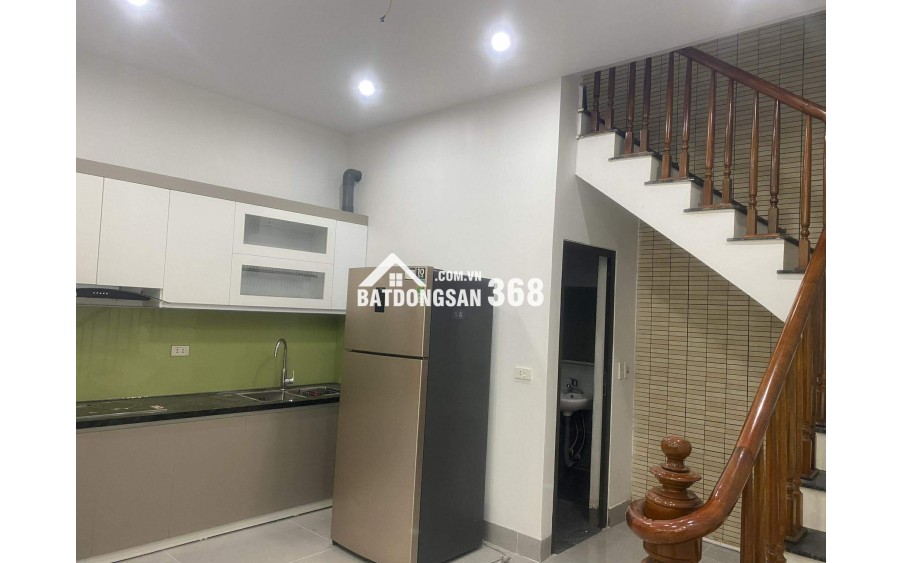 Cần tiền bán nhà 3 tầng Gia Lâm - Hà Nội, giá 6.3 tỷ