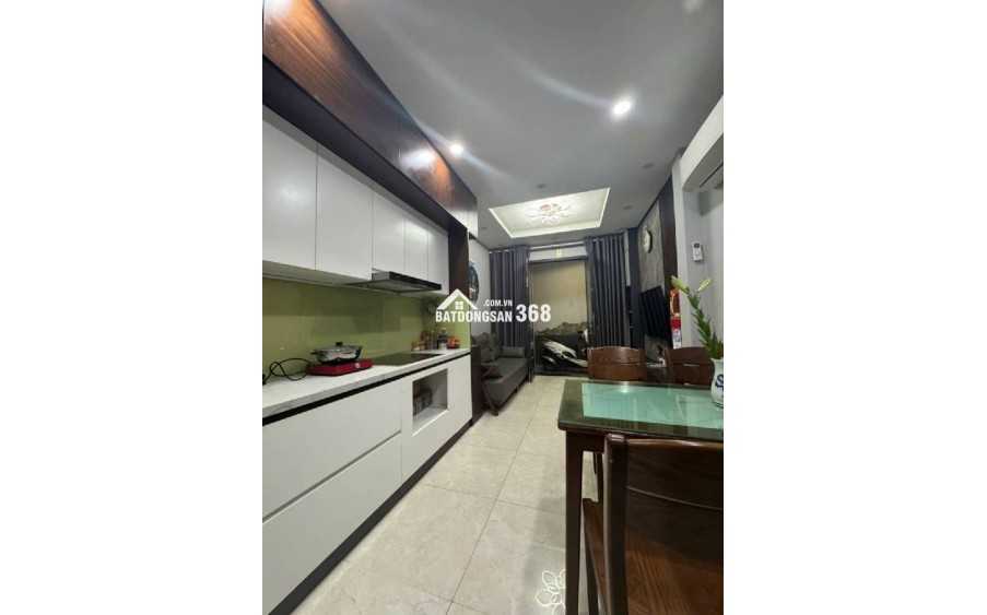 PHÂN LÔ Ô TÔ TRÁNH ĐỖ TRƯỚC CỬA - NHÀ MỚI ĐẸP DÂN XÂY - TẶNG FULL NỘI THẤT ĐẸP KHÁCH CHỈ CẦN XÁCH VALI VÀO Ở _ 5 TẦNG – 30M2 – 8,5 TỶ