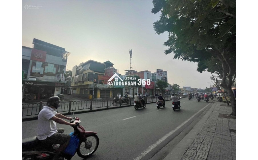 Cho thuê nhà góc 2MT 166 Nguyễn Oanh, Gò Vấp. DT: 4.5x25m, 3 tầng
