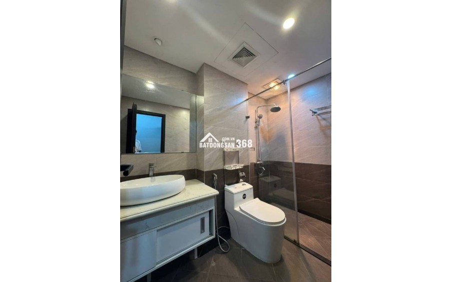 PHÂN LÔ Ô TÔ TRÁNH ĐỖ TRƯỚC CỬA - NHÀ MỚI ĐẸP DÂN XÂY - TẶNG FULL NỘI THẤT ĐẸP KHÁCH CHỈ CẦN XÁCH VALI VÀO Ở _ 5 TẦNG – 30M2 – 8,5 TỶ