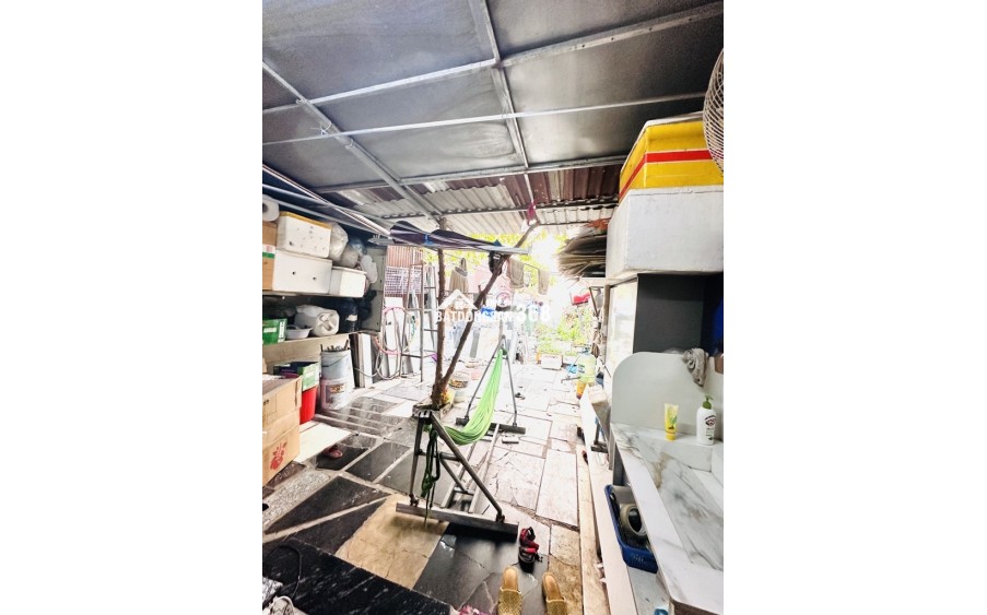 Chủ bán gấp mặt tiền kinh doanh trục đường chính Lê Văn Khương của Quận 12.
GIẢM CHÀO 200 TRIỆU; GIÁ MỚI 9 TỶ 300 TRIỆU