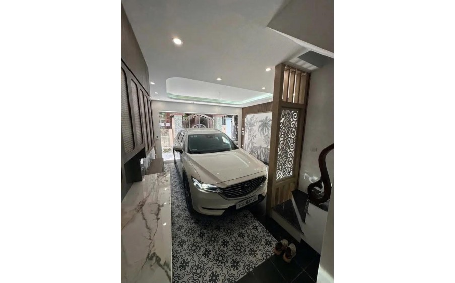 HOA HẬU QUẬN HAI BÀ TRƯNG Ô TÔ VÀO NHÀ