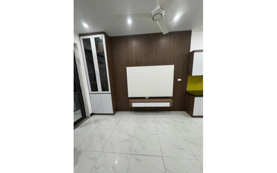 Bán nhà Lphụng châu Chương Mỹ Hà Đông LÔ GÓC dt 30m