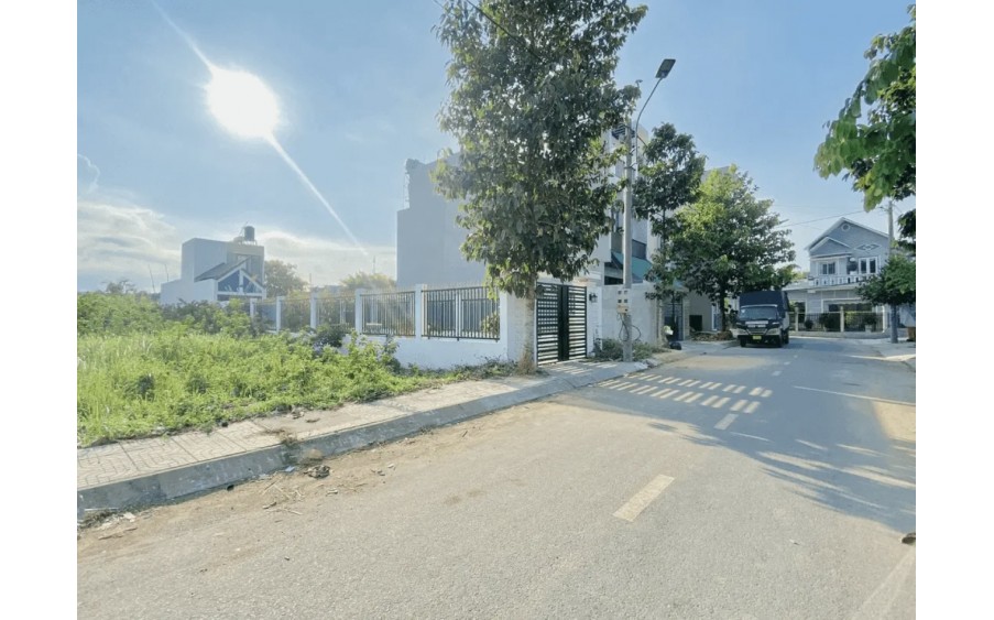 cần bán gấp lô đất đẹp – mặt tiền phạm văn thành – 105m² – tp. tân an – sổ hồng riêng – giá chỉ 950 triệu