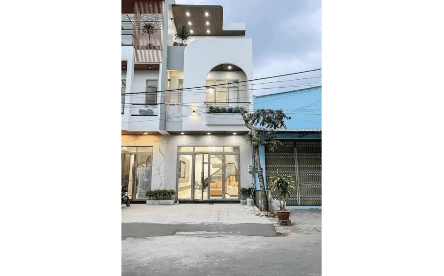 bán nhà phố 3 tầng – 68m² – mặt tiền quốc lộ 1a – tp. tân an – sổ riêng – chỉ 2 tỷ