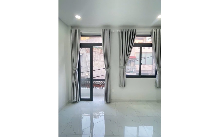 SÁT MẶT TIỀN PHÚ THỌ HOÀ - TÂN PHÚ - NGANG KHỦNG GẦN 8M - DTCN 33M2 - NHÀ MỚI VÀO Ở NGAY HOẶC TIỆN KINH DOANH CHO THUÊ - GIÁ 4.6 TỶ TL