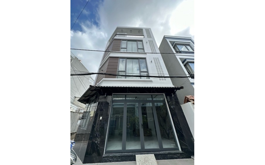 Bán nhà căn gốc khu dâm cư sầm uất , giá trị đất tăng từng ngày