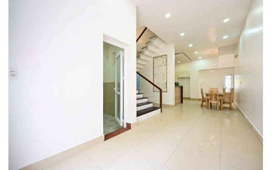 BIỆT THỰ 2 MẶT THOÁNG ÔTÔ ĐỖ CỬA - CÁCH MT VÀI CĂN - GARA RIÊNG OTO NGỦ TRONG NHÀ - NGANG KHỦNG 6.5 - 80m2 - CHỈ 12 TỶ Lê Đức Thọ, Phường 17, Gò Vấp