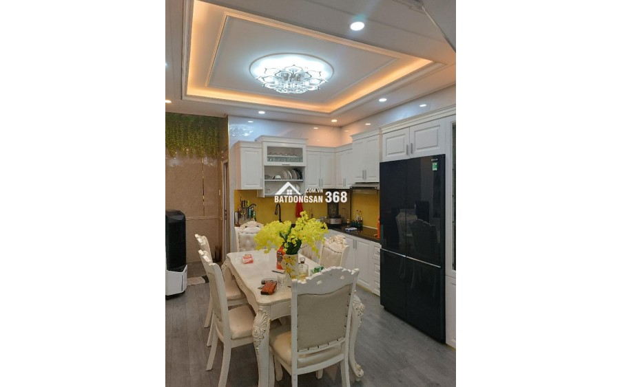  BÁN NHÀ 4 TẦNG, ĐƯỜNG HOÀNG BẬT ĐẠT (TÂN BÌNH) – MỚI ĐẸP LUNG LINH – NỘI THẤT CAO CẤP