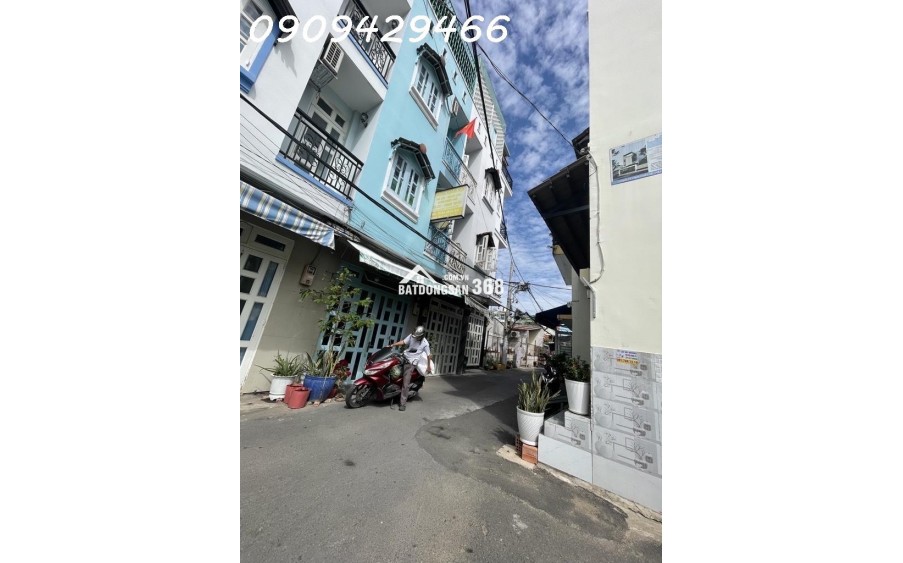 CHỈ 3,1X TỶ CÓ NHÀ QUẬN 7 -SỔ HỒNG CHUẨN CHỈNH - KHU DÂN CƯ HIỆN HỮU - NHÀ 4 TẦNG-6 PHÒNG NGỦ-HẺM 4M XE HƠI ĐỖ CỬA .