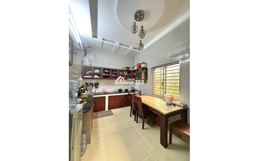 BÁN NHÀ ĐƯỜNG SỐ 8, LINH XUÂN, TP. THỦ ĐỨC - 3 TẦNG BTCT - HXH - DÂN TRÍ CAO - CHỈ 4.9 TỶ ( thương lượng ).