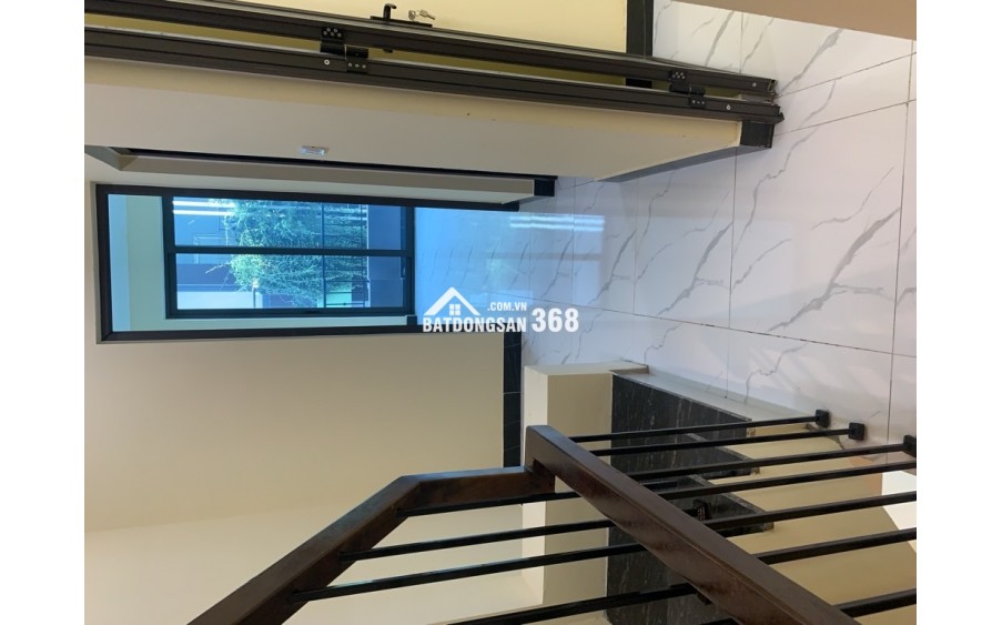 Bán nhà Ngọc Lâm, Long Biên 39m nhỉnh 7 tỷ(TL)