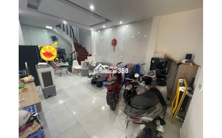 BÁN NHÀ SIÊU ĐẸP TẠI PHỐ NGUYỄN LÂN - THANH XUÂN - HN (42m2, 5 tầng, 7.3 tỷ)