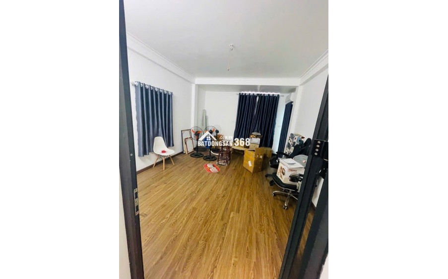 BÁN NHÀ SIÊU ĐẸP TẠI PHỐ NGUYỄN LÂN - THANH XUÂN - HN (42m2, 5 tầng, 7.3 tỷ)