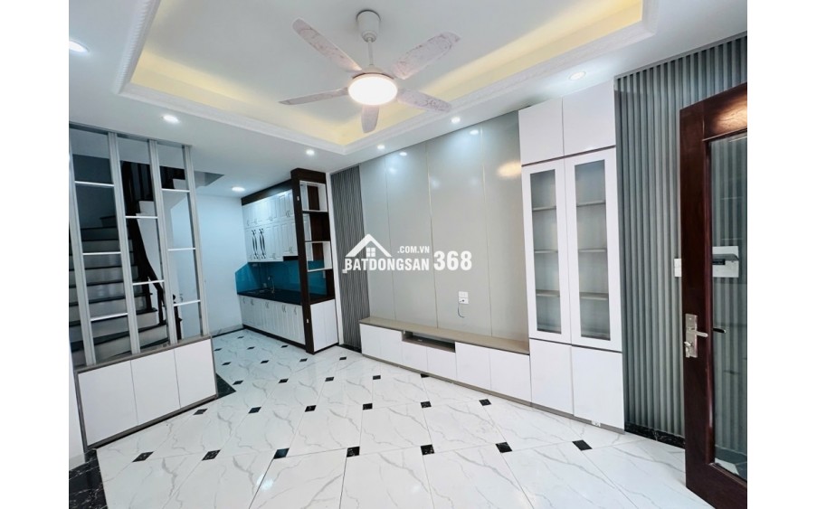 6,5 tỷ có nhà Phú Đô, lô góc 35m2, 5 tầng, dân xây