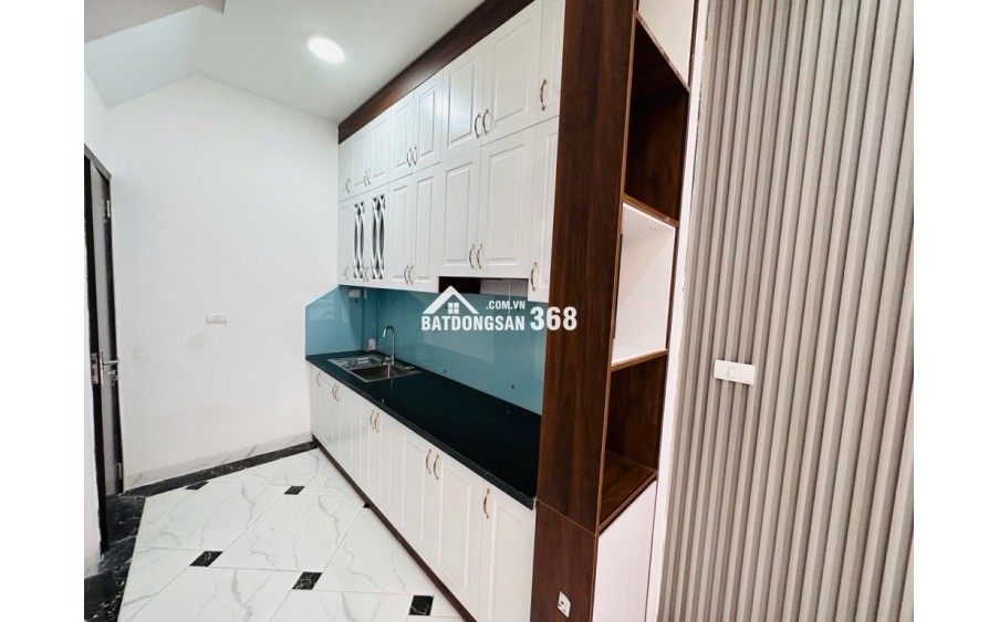 6,5 tỷ có nhà Phú Đô, lô góc 35m2, 5 tầng, dân xây