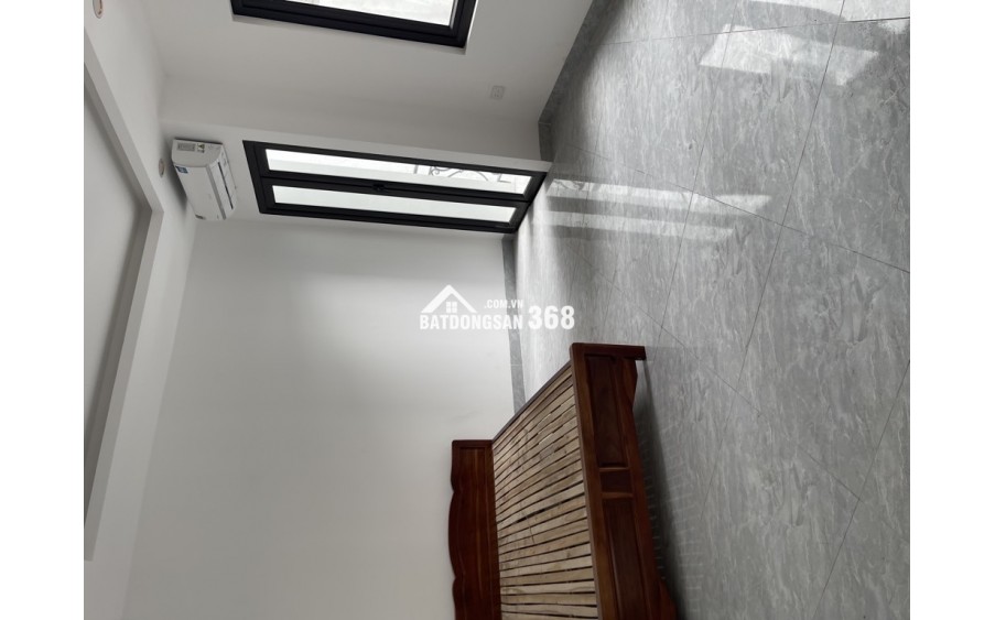 Nhà Lê Quang Đạo, lô góc, dân xây 40m2, 5 tầng chỉ 7 tỷ