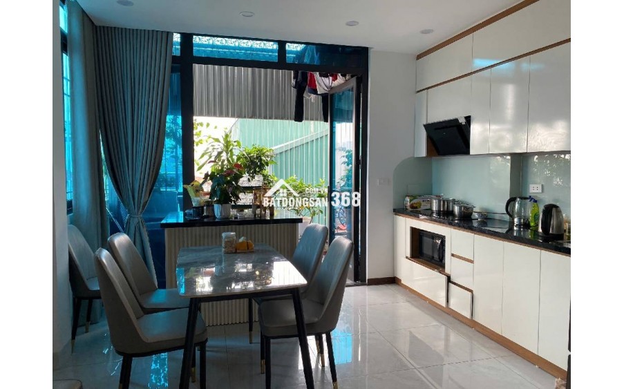 Nhà Mỹ Đình dân xây 35m2, 5 tầng, chào 6,5  tỷ có thương lượng