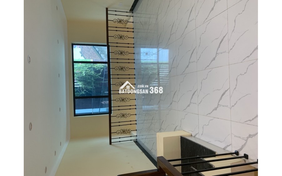 Bán nhà Ngọc Lâm, Long Biên 39m nhỉnh 7 tỷ(TL)
