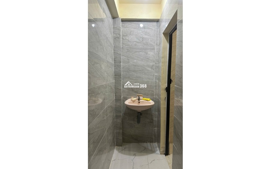 CHO THUÊ NHÀ NGUYÊN CĂN – 2 TẦNG + 1 TẦNG LỬNG – VỊ TRÍ SIÊU ĐẸP, HIẾM